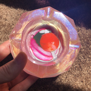 Holographic Ashtray with Lollipop Decal