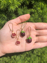 이미지를 갤러리 뷰어에 로드 , Little fruit earrings